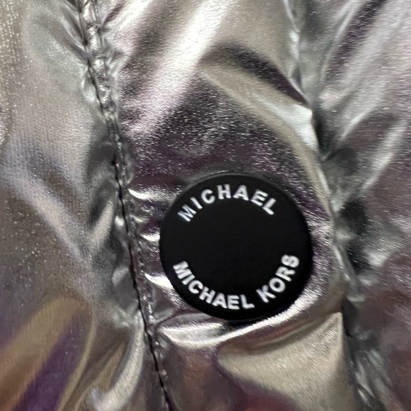 Michael Kors Belted metallic puffer Jacket - Picture 6 of 8